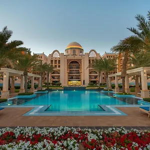 Amazing Beachfront Apartments Near Atlantis Waterpark By Simply Comfort Appartement