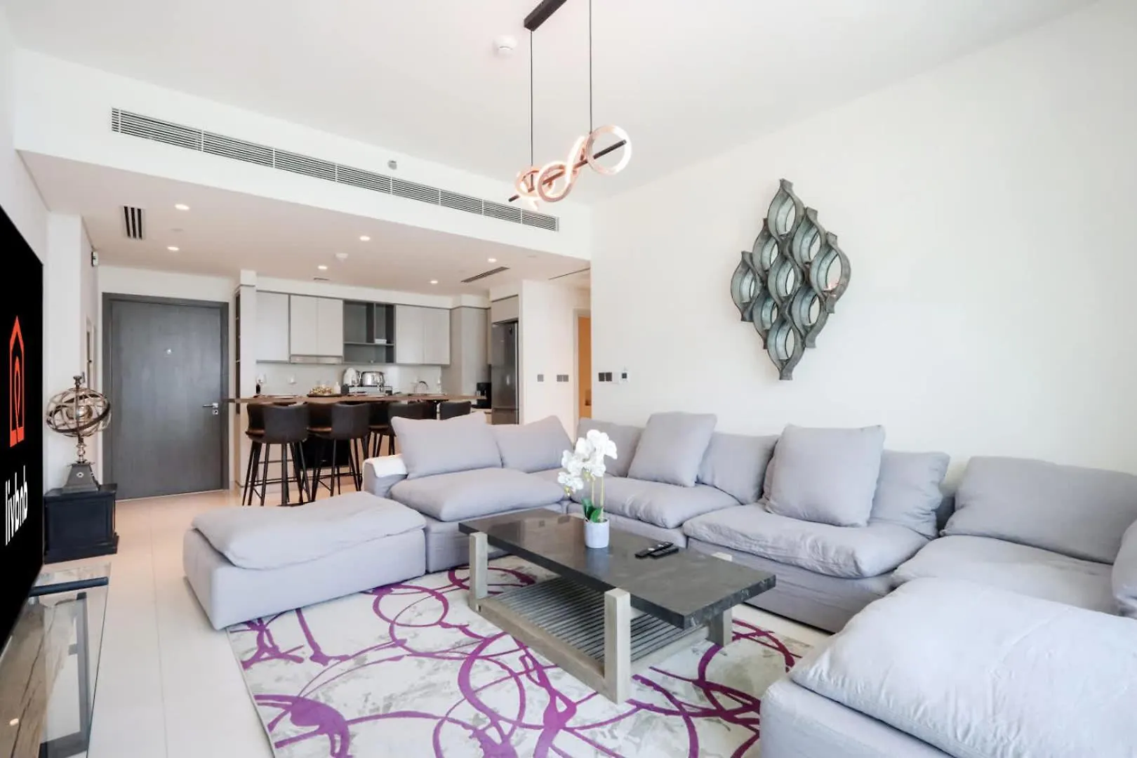 Livbnb - Chic 1Br, Beachfront & Marina Views Dubai Apartment